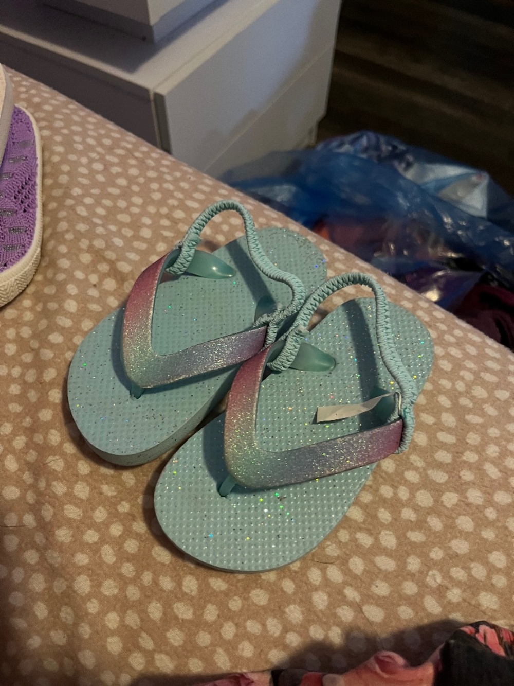 Childrens place sandles
